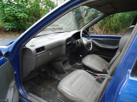 ขาย NISSAN NV 1.6LX ปี 95 M/T เครื่องดีพึ่งทำ คานเดิมๆ รอนกะบะสวย ติดแก๊ส LPG ลงเล่มเรียบร้อย สีดี ไม่ผุ ช่วงล่างพอใช้ได้ ล้อแม็กซ์