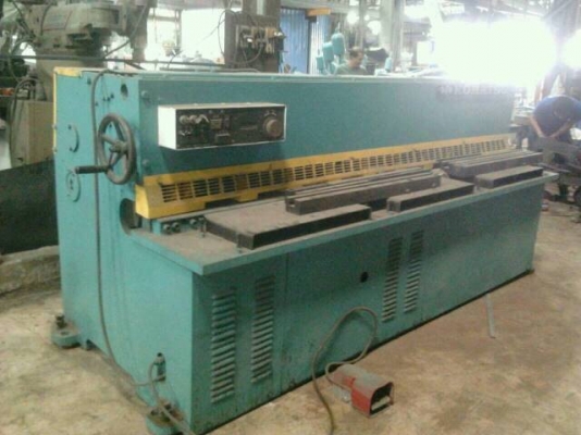 ตะไกตัดเหล็ก8ฟุตตัดได้3.2มิลมีบักเกตkomatsu