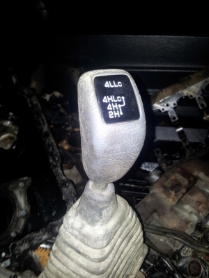 ขาย เกียร์ 4x4 mitsubishi pajero sport