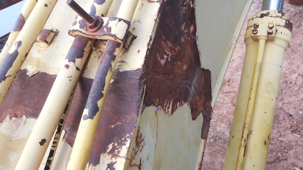 ***ขายแล้วครับขอบคุณ Truck2hand ขายแบคโฮราคาถูก KOBELCO MARK3 SK200 Sr.16085 เก๋งเทาแท้ เครื่องเดิมปั้มเดิม เครื่องดีแน่นดี แรงดี ไฟฟ้าตัด แอร์ไม่มี เอวแน่นตึ๊บ ไม่มีแตก ช่วงล่างใหญ่ โซ่หนาใหญ่ 43ข้อ แคเรียใหม่ สป็อคเก็ตใหม่ ล้อนำดี โรลเลอร์หลวม แต่ไม่แตก