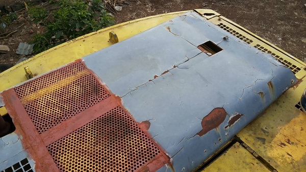 ***ขายแล้วครับขอบคุณ Truck2hand ขายแบคโฮราคาถูก KOBELCO MARK3 SK200 Sr.16085 เก๋งเทาแท้ เครื่องเดิมปั้มเดิม เครื่องดีแน่นดี แรงดี ไฟฟ้าตัด แอร์ไม่มี เอวแน่นตึ๊บ ไม่มีแตก ช่วงล่างใหญ่ โซ่หนาใหญ่ 43ข้อ แคเรียใหม่ สป็อคเก็ตใหม่ ล้อนำดี โรลเลอร์หลวม แต่ไม่แตก