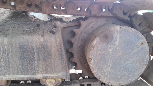 ***ขายแล้วครับขอบคุณ Truck2hand ขายแบคโฮราคาถูก KOBELCO MARK3 SK200 Sr.16085 เก๋งเทาแท้ เครื่องเดิมปั้มเดิม เครื่องดีแน่นดี แรงดี ไฟฟ้าตัด แอร์ไม่มี เอวแน่นตึ๊บ ไม่มีแตก ช่วงล่างใหญ่ โซ่หนาใหญ่ 43ข้อ แคเรียใหม่ สป็อคเก็ตใหม่ ล้อนำดี โรลเลอร์หลวม แต่ไม่แตก