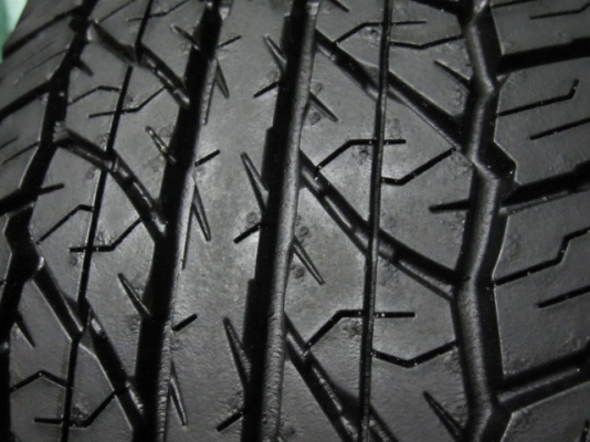 ขายล้อแม็กป้ายแดง NISSAN NAVARA พร้อมยางขอบ 16 สภาพใหม่มากๆ