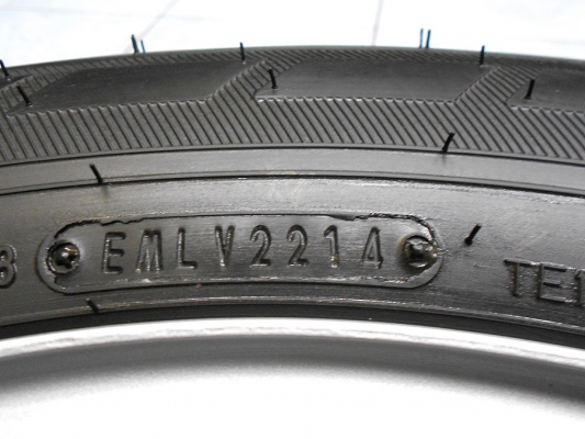 ขายล้อกะทะ D-Max ขอบ 15(6/139)พร้อมยาง Dunlop 215/70/15 ป้ายแดงปี 14/เทิร์นได้-ใส่,ส่งฟรีค่ะ ขายล้อกะทะ D-Max ขอบ 15(6/139)พร้อมยาง Dunlop 215/70/15 ป้ายแดงปี 14/เทิร์นได้-ใส่,ส่งฟรีค่ะ