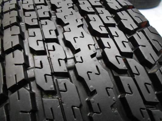 ขายล้อแม็ก All New D-max ขอบ 17 พร้อมยาง Bridgestone ปี 13 สภาพน้องๆป้ายแดง/เทิร์นได้-ใส่,ส่งฟรีค่ะ