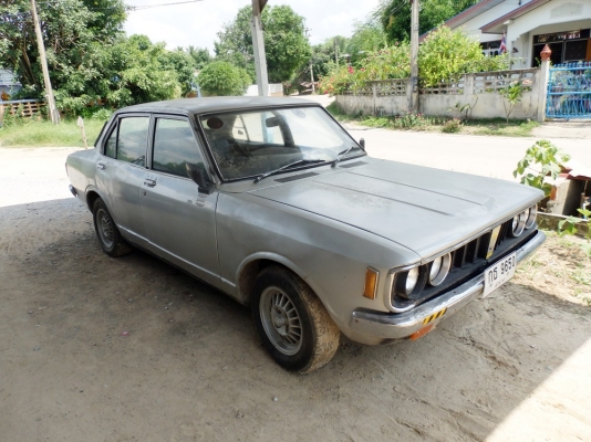 ขาย โตโยต้า rt81 แสนถูกพร้อมขับ