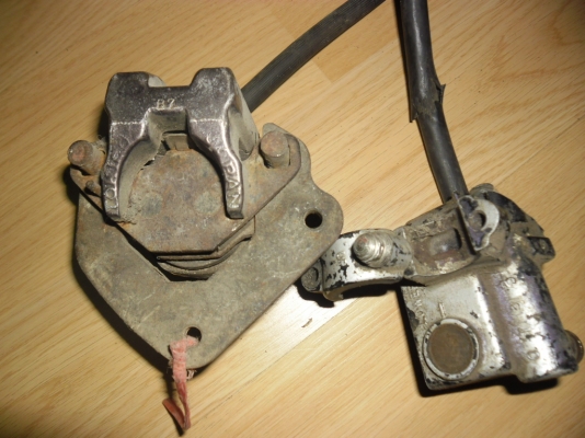 ขายปั๊มล่าง rgv150 เผื่อใครหาอยู่ครับ เก็บไว้นานแล้วไม่มีรถจะใส่ ขายปั๊มล่าง rgv150 เผื่อใครหาอยู่ครับ เก็บไว้นานแล้วไม่มีรถจะใส่