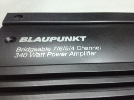 ขายแอมป์ BLAUPUNRT รุ่น V7000  (7ch) สภาพสวยมากๆเสียงดีมากๆหายากเชิญชมได้ครับราคาไม่แพงเลย