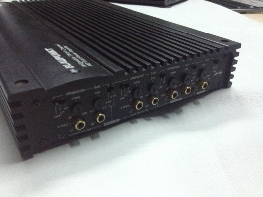 ขายแอมป์ BLAUPUNRT รุ่น V7000  (7ch) สภาพสวยมากๆเสียงดีมากๆหายากเชิญชมได้ครับราคาไม่แพงเลย