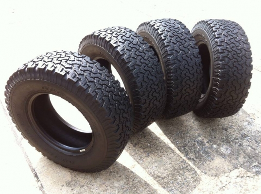 ขายยาง BF Goodrich All-terrain ขนาด 265 70 r16 ปี11 สวยๆ