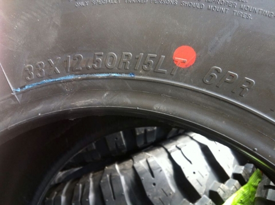 ขายยาง Mud Maxxis Bighorn MT762  ขนาด 33 12.5 r15