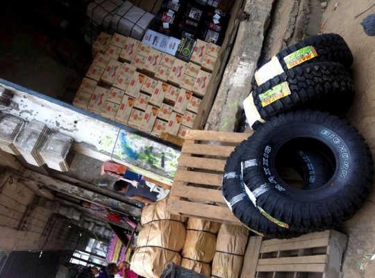 ขายยาง Mud Maxxis Bighorn MT762  ขนาด 33 12.5 r15