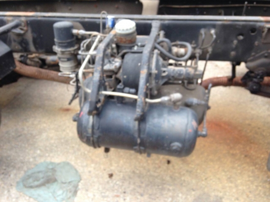 ขายด่วนครับ หัวลาก 12 ล้อ ROCK175 วางหัว DECA ติดแก๊ส 6 ถัง รถพร้อมงานครับ