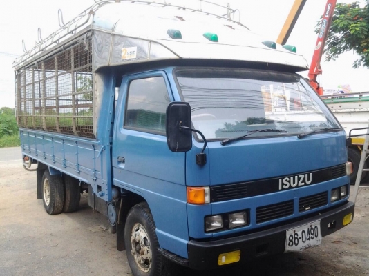 ขายรถISUZU NPR กระบะพร้อมหลังคา ยาว4.3เมตร
