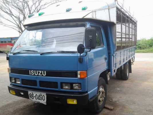 ขายรถISUZU NPR กระบะพร้อมหลังคา ยาว4.3เมตร