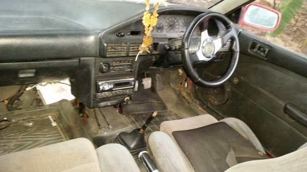 ฟอร์ดเก๋ง 4 ประตู สีแดง เครื่องโตโยต้า 4A หัวฉีด ขาย 19,000 บาท ฟอร์ดเก๋ง 4 ประตู สีแดง เครื่องโตโยต้า 4A หัวฉีด ขาย 19,000 บาท