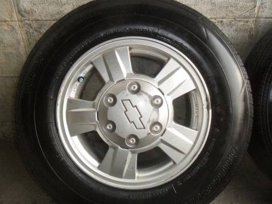 ล้อแม็ก 15นิ้ว 6รู เชฟ พร้อมยาง 195R15ปี11 สวยๆ 4 ล้อ ราคา 6700 บาท