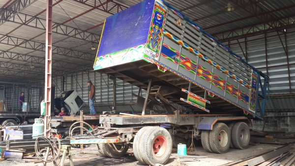 ขายหางพ่วง3เพลาแท้ดั้มรถวิ่งอ้อยมีหลักอ้อยพร้อมเล่มพร้อมโอน