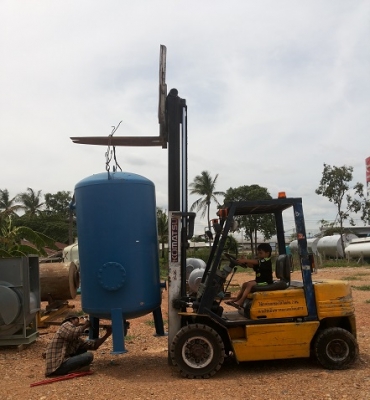 ขายถังลม 1000 ลิตรของโตชิบา ญี่ปุ่นอย่างหนา ขายถังลม 1000 ลิตรของโตชิบา ญี่ปุ่นอย่างหนา