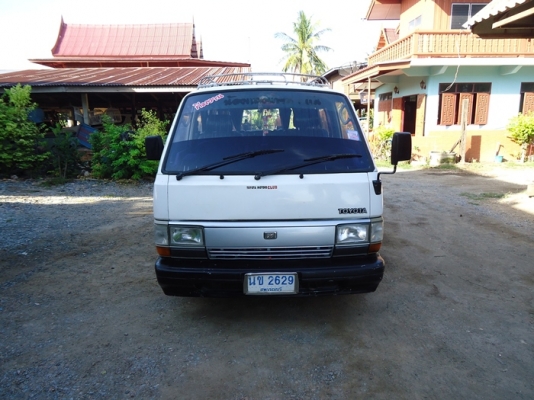 ถตู้  Toyota  hiace  ขับดี    เครื่องดี 2 L  เดิมๆ  แห้ง ๆ เกียร์ดี   เอกสารพร้อมโอน  อัตราเร่งดี  เดินเบาเรียบ ประหยัดครับ