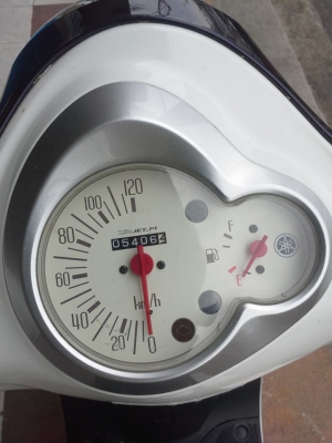 Yamaha Filano สีม่วง ขาว รถสวยวิ๊งๆ ดูหรูสไตล์คลาสสิค ประหยัดน้ำมัน Yamaha Filano สีม่วง ขาว รถสวยวิ๊งๆ ดูหรูสไตล์คลาสสิค ประหยัดน้ำมัน