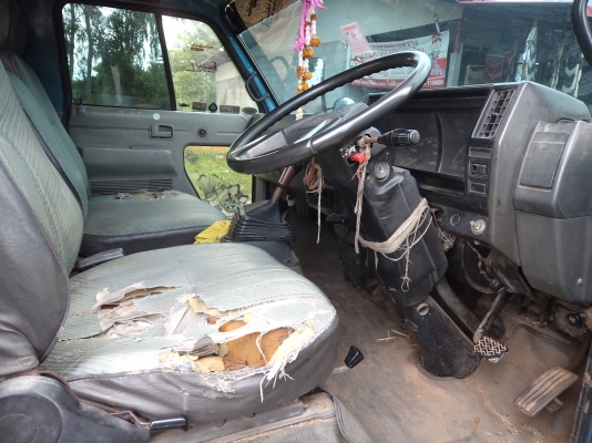 ขาย((335000บาท รถ6ล้ออีซูซุNPR110แรง พร้อมใช้งานคับ ขาย((335000บาท รถ6ล้ออีซูซุNPR110แรง พร้อมใช้งานคับ