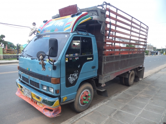 ขาย((335000บาท รถ6ล้ออีซูซุNPR110แรง พร้อมใช้งานคับ ขาย((335000บาท รถ6ล้ออีซูซุNPR110แรง พร้อมใช้งานคับ