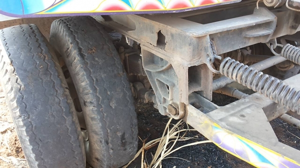 ***ขายแล้วครับขอบคุณ Truck2hand ขายลูก3คานดั๊ม กระบะเหล็กคอกเกษตรสภาพสวย ยาว7.0ม.พื้นสวยข้างสวย คัสซีสวยเดิมไม่บวม ยางดี12เส้น "อู่เขียวการช่าง กำแพงเพชร" รถใช้งานประจำครับ พร้อมใช้ พร้อมลุยงาน เอกสารครบ ราคาต่อรองได้เด้อ พี่น้องครับ