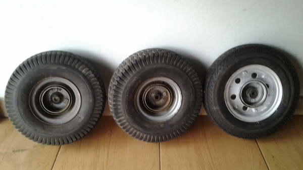 ขาย   ล้อ  gyro  x ล้อหลังขายเเล้ว  เหลือล้อหน้า  700