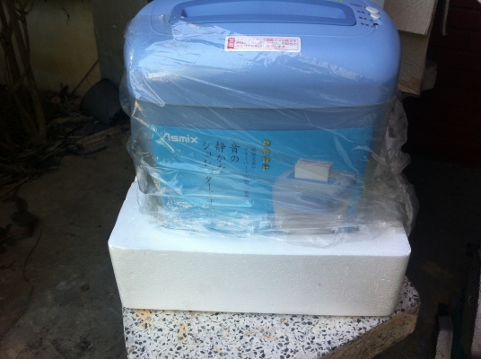 เครื่องทำลายเอกสาร/ฉีดย่อย Asmix ของใหม่จากญี่ปุ่น ใช้ไฟ 110 V.