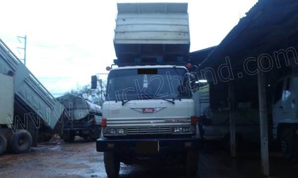 รถบรรทุก 10 ล้อดั้มพ์ FM227 220 แรงม้า