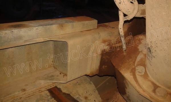 รถบรรทุก 10 ล้อดั้มพ์ FM227 220 แรงม้า