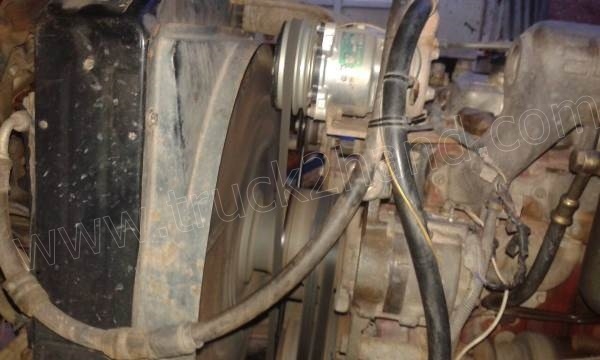 รถบรรทุก 10 ล้อดั้มพ์ FM227 220 แรงม้า