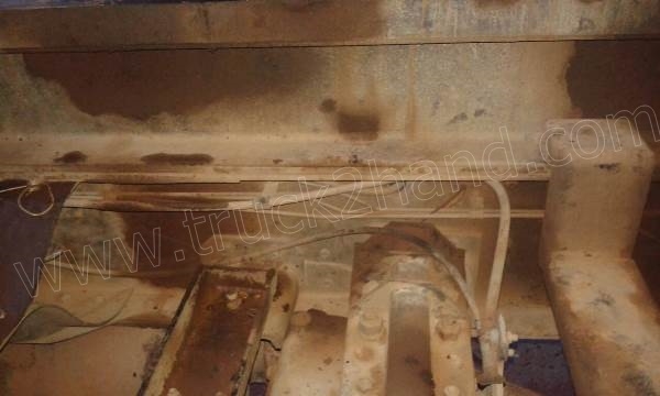 รถบรรทุก 10 ล้อดั้มพ์ FM227 220 แรงม้า