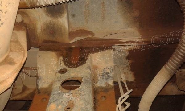 รถบรรทุก 10 ล้อดั้มพ์ FM227 220 แรงม้า