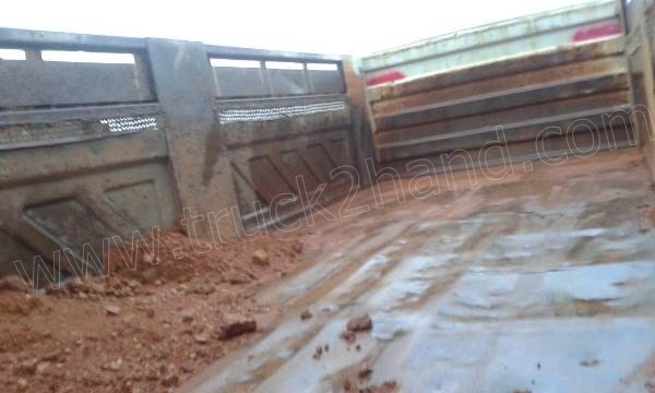 รถบรรทุก 10 ล้อดั้มพ์ FM227 220 แรงม้า