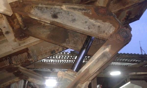 รถบรรทุก 10 ล้อดั้มพ์ FM227 220 แรงม้า