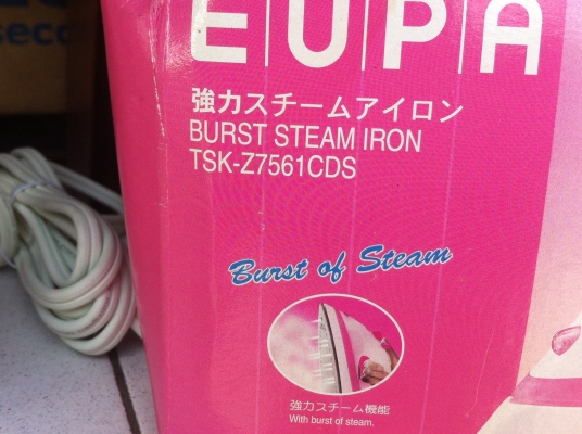 มาก่อนเลือกก่อน เตารีดไอน้ำหลายยี่ห้อ Nation,TOSHIBA,HITASHI ,CAVE, SANYO เคลื่อบให้ลื่นขึ้นและป้องกันการไฟม้ติดเสื้อผ้า