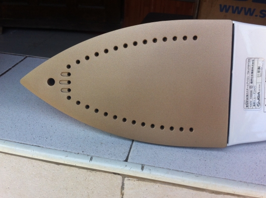 มาก่อนเลือกก่อน เตารีดไอน้ำหลายยี่ห้อ Nation,TOSHIBA,HITASHI ,CAVE, SANYO เคลื่อบให้ลื่นขึ้นและป้องกันการไฟม้ติดเสื้อผ้า