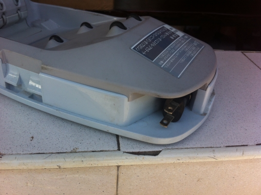 มาก่อนเลือกก่อน เตารีดไอน้ำหลายยี่ห้อ Nation,TOSHIBA,HITASHI ,CAVE, SANYO เคลื่อบให้ลื่นขึ้นและป้องกันการไฟม้ติดเสื้อผ้า