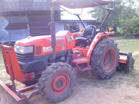 ขายตามสภาพ 34แรง มีโลตารี ผาลดันหน้า เล้มทะเบียนพร้อมโอน