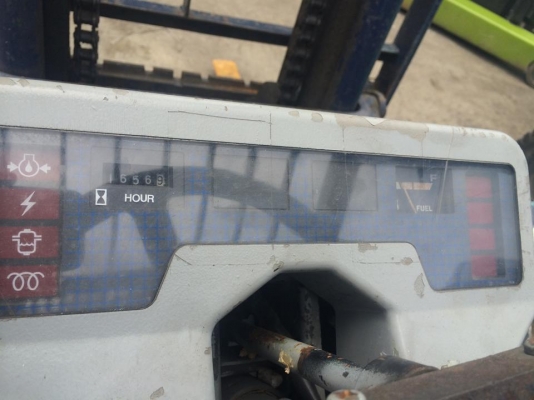 ขายถูก!! รถยกดีเซล KOMATSU รุ่น 11ยก3ตัน ยกสูง 4 เมตร ล้อคู่เดิมๆเครื่องดีมาก 233,000 ฿ 094-4267888 ขายถูก!! รถยกดีเซล KOMATSU รุ่น 11ยก3ตัน ยกสูง 4 เมตร ล้อคู่เดิมๆเครื่องดีมาก 233,000 ฿ 094-4267888