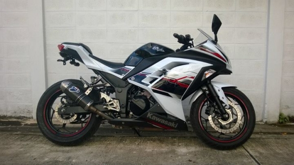 NINJA 300 ABS วิ่ง 6000 แต่งสวย ถูกๆ ต่อรองได้จ้า ส่งฟรีทั่วไทย