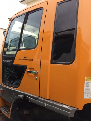 ขายหัวรถบรรทุก Hino ไฮเทค ปีกนก หัวกว้าง นำเข้า