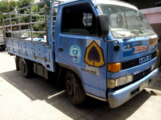 ขายแล้วครับ พี่หนุ่ยบางใหญ่ ขอบคุณครับ**4 ล้อกลาง อีซูซุ ถูกๆๆ พร้อมใช้งาน ไม่ติดเวลา วิ่งสบาย