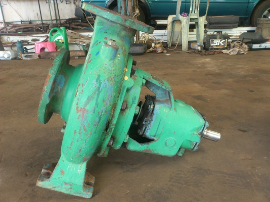 ปั๊มน้ำเก่านอก 5นิ้ว