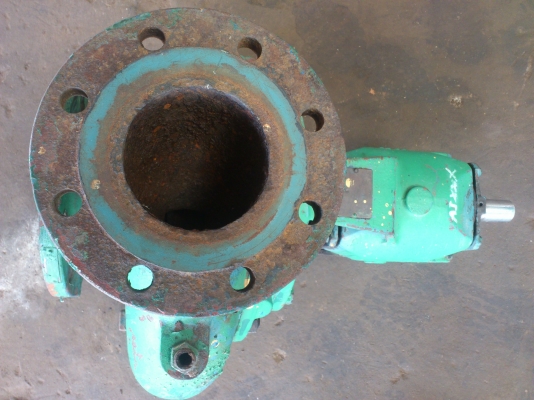 ปั๊มน้ำเก่านอก 5นิ้ว ปั๊มน้ำเก่านอก 5นิ้ว