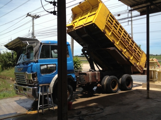ลูกค้าจากกำแพงเพชรมัดจำแล้วคับ รอรับรถสิ้นเดือน ฮีโน่ZM500 2เพลาดั้ม เครื่องf17d 320 แรง ราคาโดนๆสักคัน 580000 ลูกค้าจากกำแพงเพชรมัดจำแล้วคับ รอรับรถสิ้นเดือน ฮีโน่ZM500 2เพลาดั้ม เครื่องf17d 320 แรง ราคาโดนๆสักคัน 580000