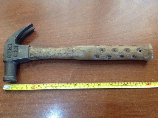 ขายค้อนหงอนทองเหลือง VINTAGE ALBR  AMPCO H-20 ทำจากทองเหลือง ไม่เกิดประกายไฟเวลาตอก ,แม่เหล็กไม่ดูด , ด้ามไม้เหนียวลายกรงเล็บ