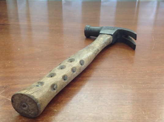 ขายค้อนหงอนทองเหลือง VINTAGE ALBR  AMPCO H-20 ทำจากทองเหลือง ไม่เกิดประกายไฟเวลาตอก ,แม่เหล็กไม่ดูด , ด้ามไม้เหนียวลายกรงเล็บ